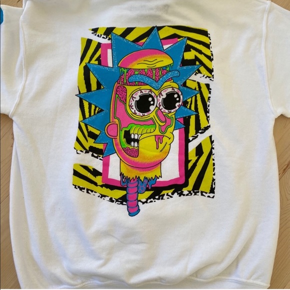 Rick and Morty Wubba pullover hoodie - Picture 3 of 3